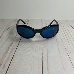 Chanel woman’s sun glasses